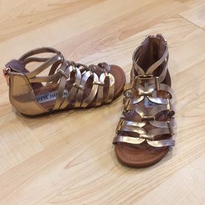 Steve Madden: Toddler girl size 9